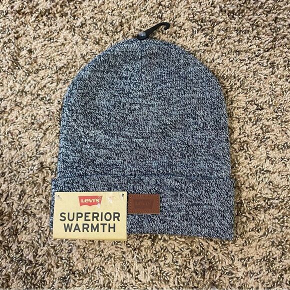 Levi’s All Season Comfy Leather Logo Patch Hero Beanie - Picture 5 of 9